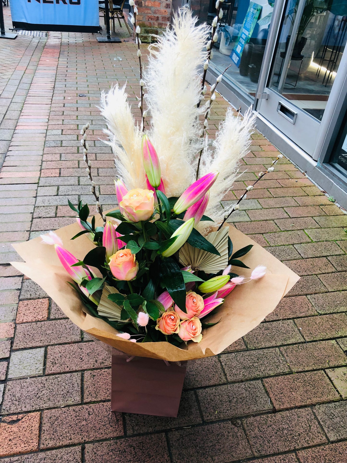 Front Facing Luxury Pampas Bouquet