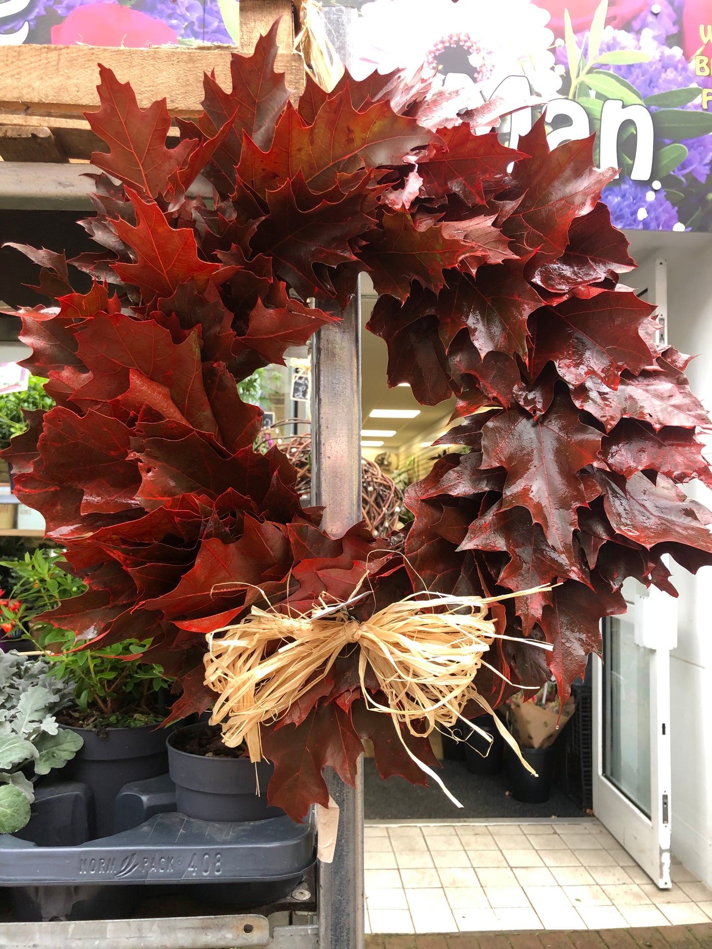 Natural Oak Leaf Door Adornment